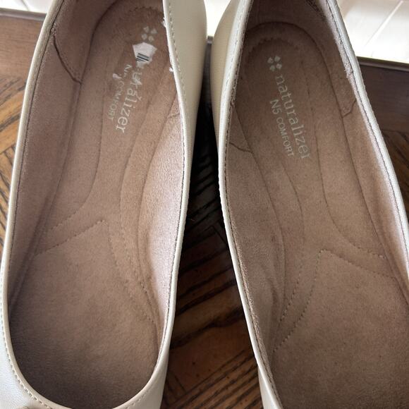 🥿 Naturalizer N5 Comfort Ballet Flats sz 8 W Tan Jewels - Picture 5 of 9